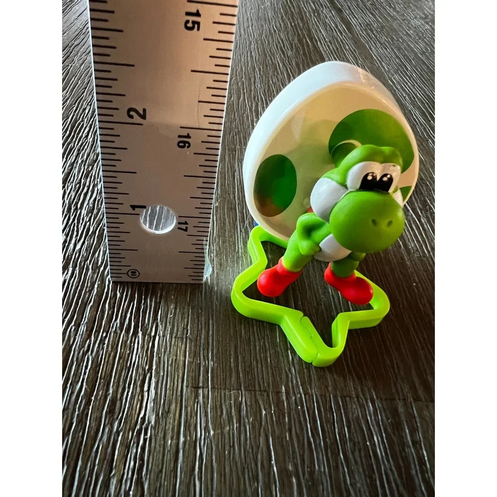 Nintendo Super Mario Yoshi Egg Figure Green Star Base Clip Toy AABC